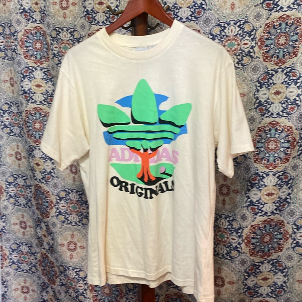 NWT Adidas Originals shirt